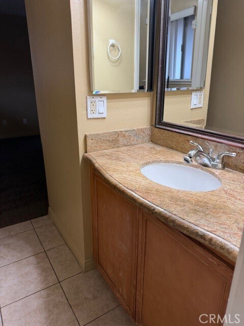 Building Photo - 1518 Border