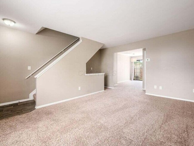 Foto del edificio - 5297 Brandy Oaks Ln