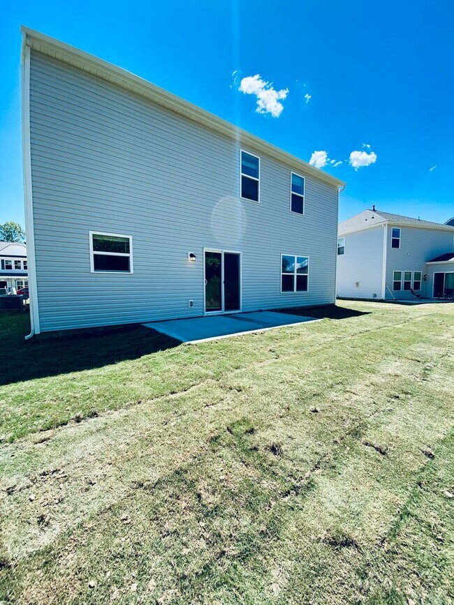 Photo - West Knoxville! 37931 - 4 bedroom, 2.5 bat... House