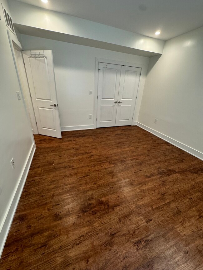 Foto del edificio - 1521 N Franklin St