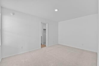 Building Photo - 21455 Carosella Dr