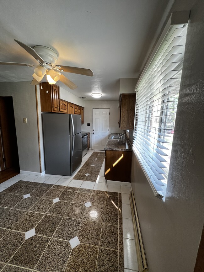 Kitchen - 1316 Wayne St
