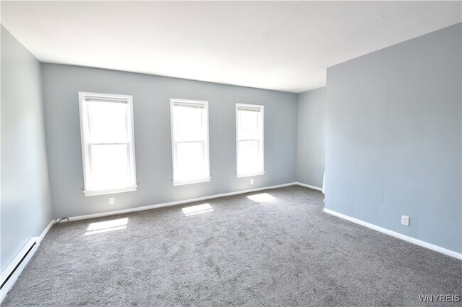 Foto del edificio - 2843 Seneca St