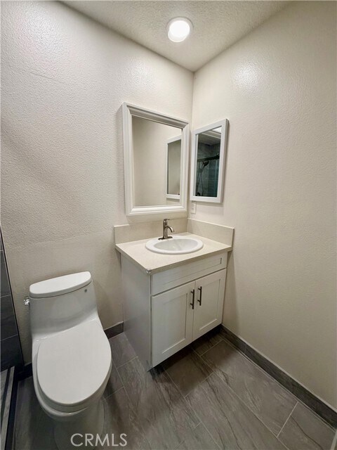 Foto del edificio - 8215 E White Oak Ridge