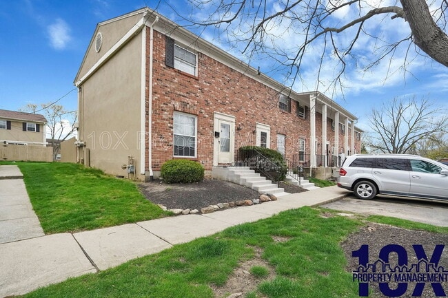 Foto del edificio - 141 Beacon Run W