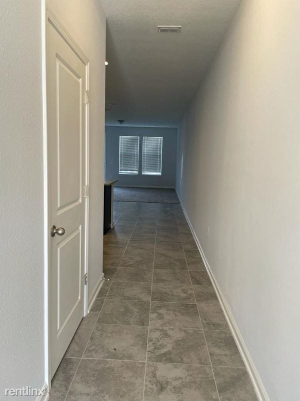 Building Photo - 3 br, 2.5 bath Townhome - 11181 MINNETTA C...