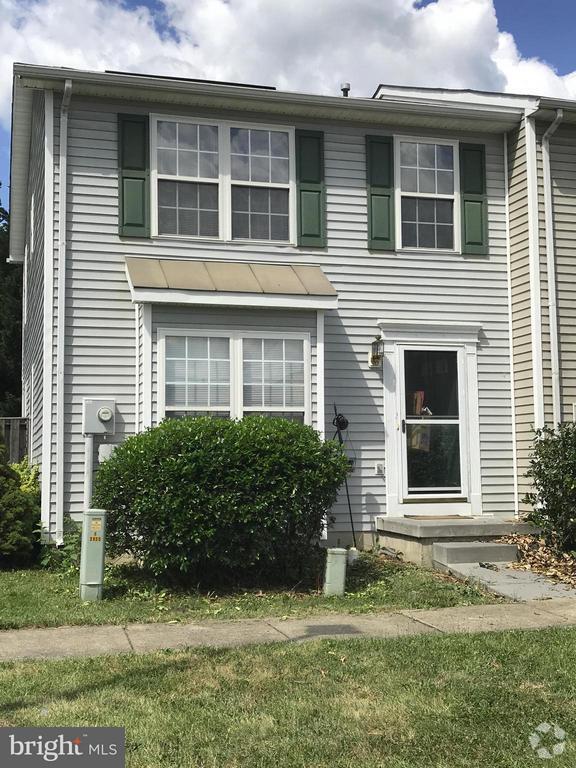 Building Photo - 2935 Sorrell Ct