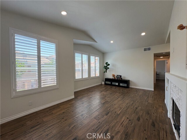 Foto del edificio - 7839 E Menton Ave