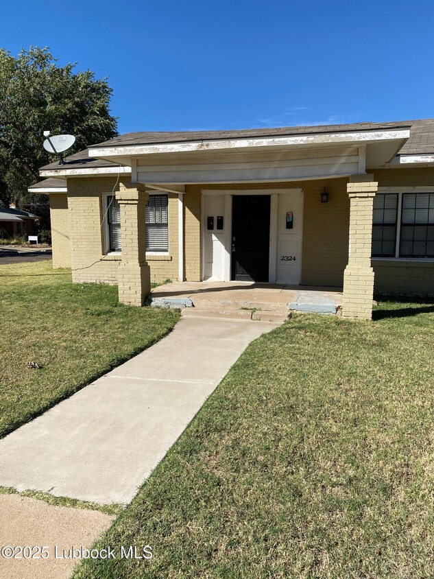 Foto principal - 2324 16th St