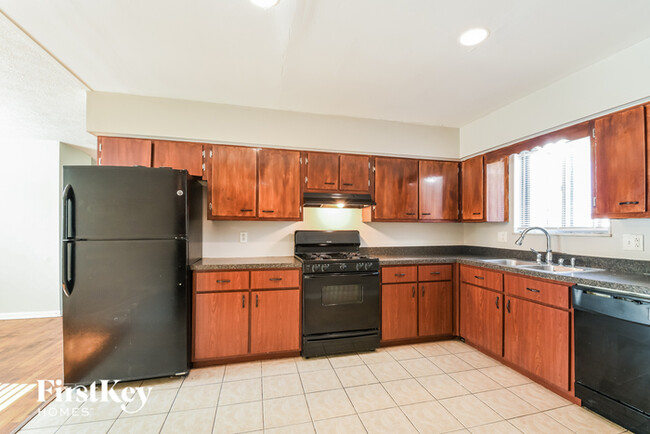 Building Photo - 10405 Curry Ct
