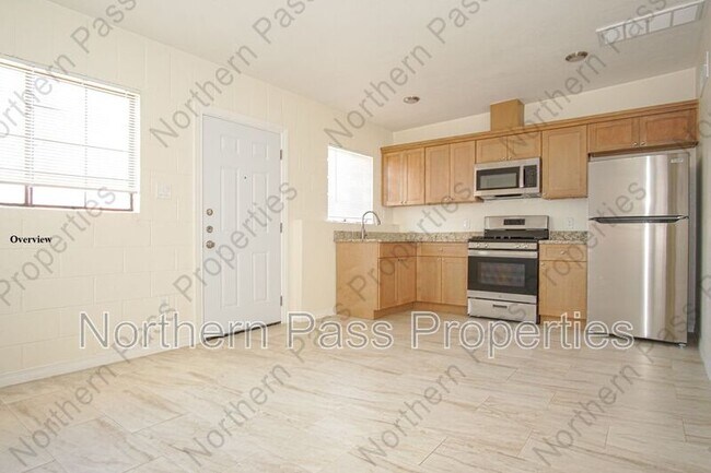 Foto del edificio - 7320 Dale Rd