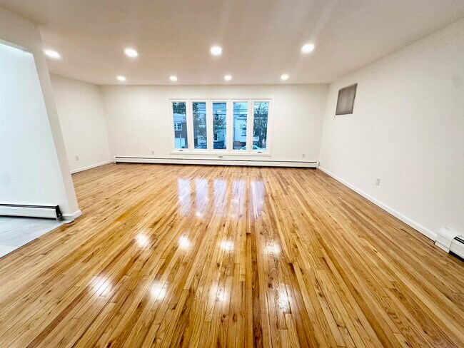 Foto del edificio - 1455 43rd St