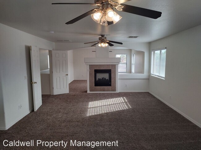 Building Photo - 5 br, 3 bath House - 2647 E. Teakwood Pl.