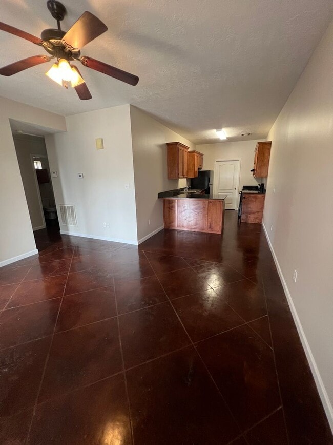 Foto del edificio - 3705 Kirkman St