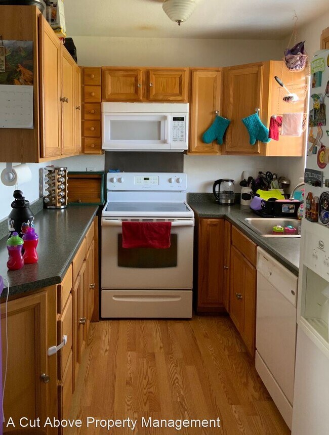 Foto del edificio - 4 br, 2 bath House - 3390 Foxridge Dr