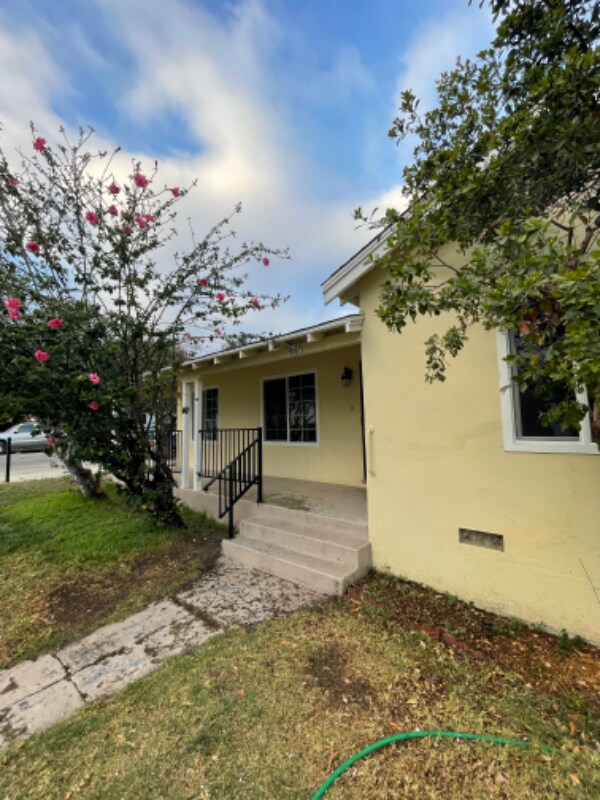 Foto principal - 545 Ojai Rd