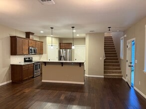 Building Photo - 2609 NE 131st Ave Building Photo - 2609 NE 131st Ave