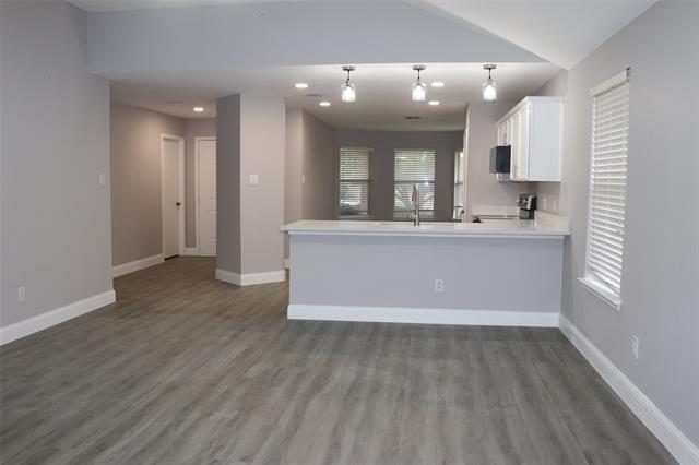 Foto del edificio - 1425 Knottingham Dr