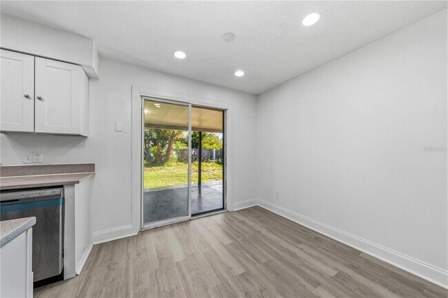 Building Photo - 618 Jupiter Way