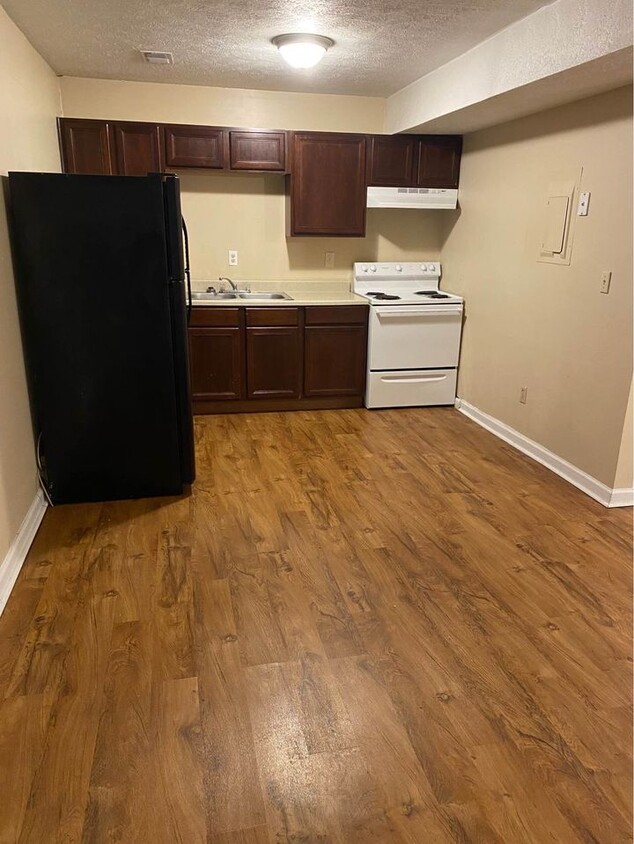 Building Photo - 186 S Killarney Ln