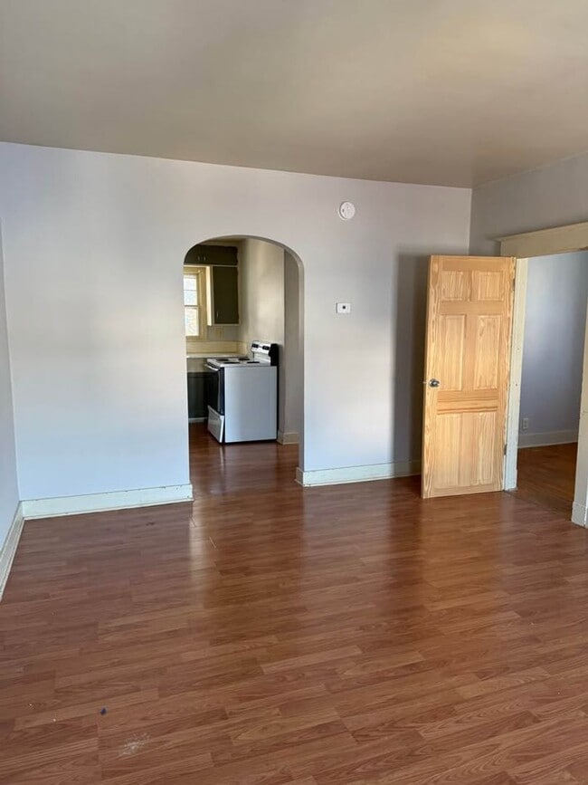 Building Photo - 2118-2120 Michigan Avenue