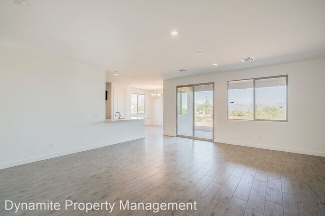 Foto del edificio - 3 br, 2 bath House - 8102 W Taylor Court
