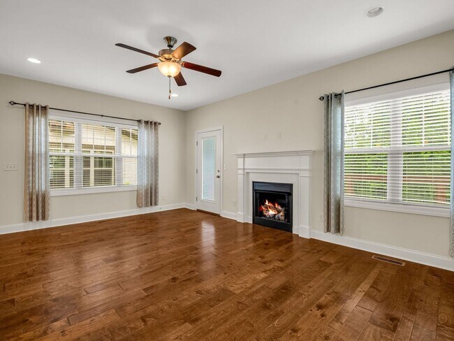 Foto del edificio - 19 Tudor Way