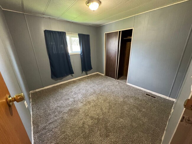 Foto del edificio - 2 bedroom 1 bath