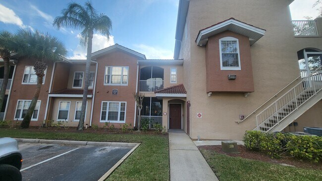 Building Photo - 12024 Villanova Dr