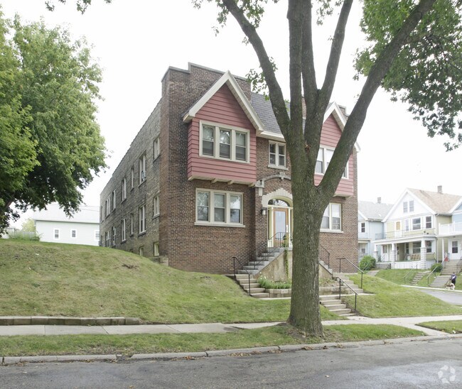 Foto del edificio - 2624 S Austin St