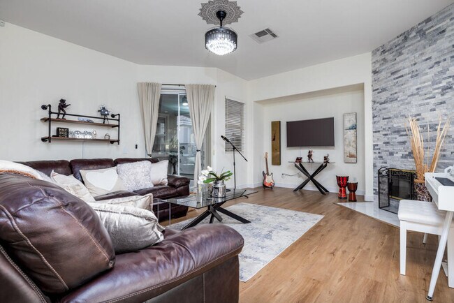 Foto del edificio - 49527 Wayne St