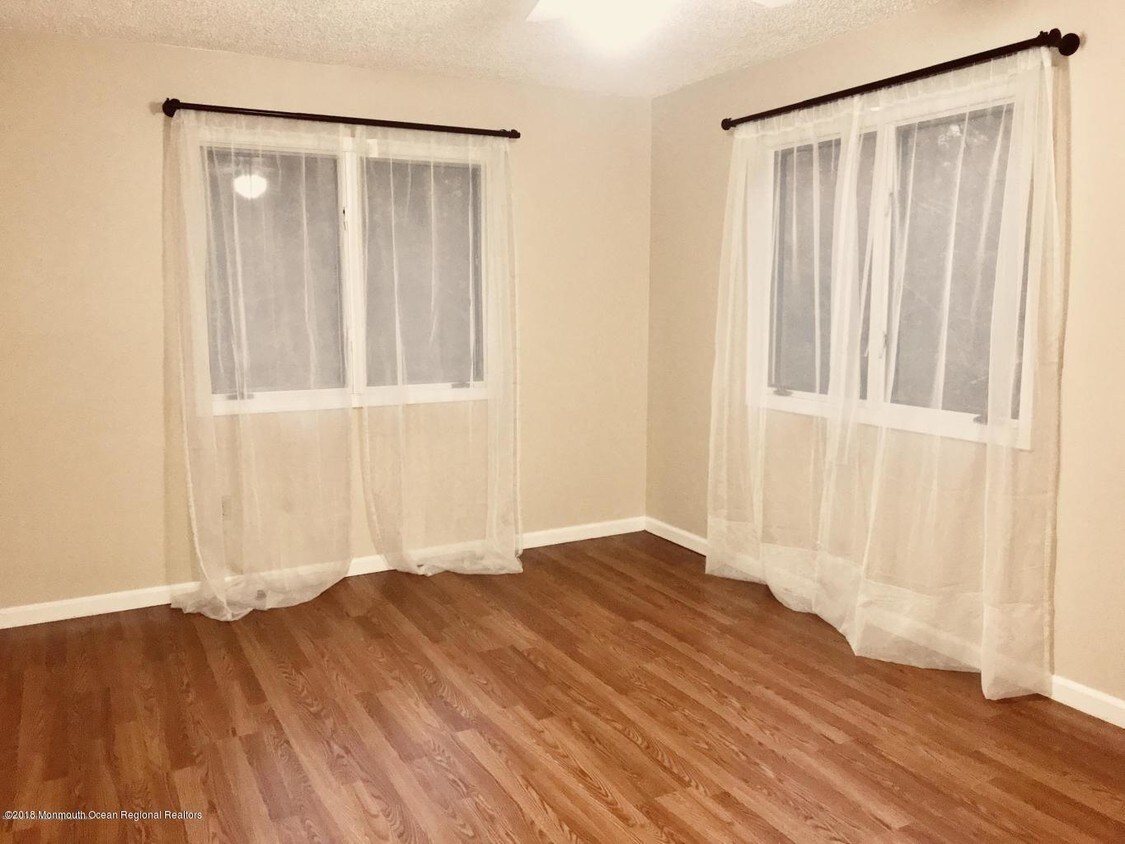 Foto del edificio - 141 Brandywine Ct
