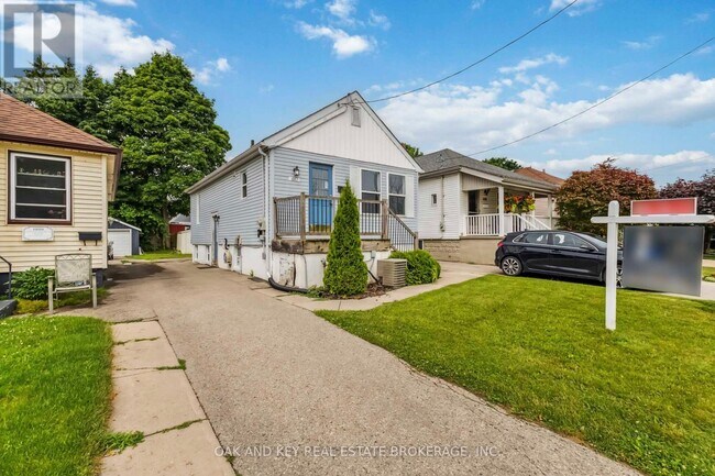 Building Photo - 487 Burbrook Pl