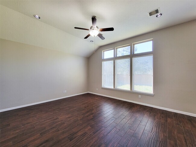 Foto del edificio - 3007 Meadow Prairie St