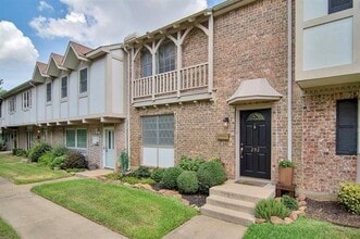 Building Photo - 292 Westview Terrace