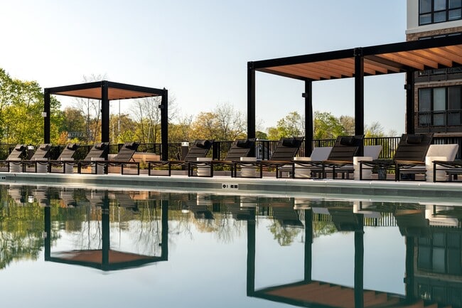 Courtyard Pool Deck - Scribe