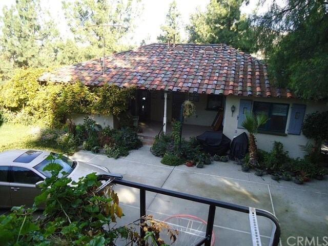 Foto del edificio - 1102 Country Hills Dr