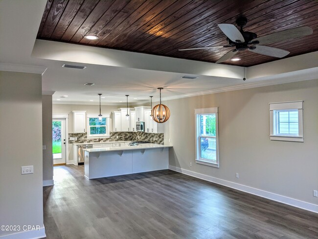 Building Photo - 229 Turtle Cove