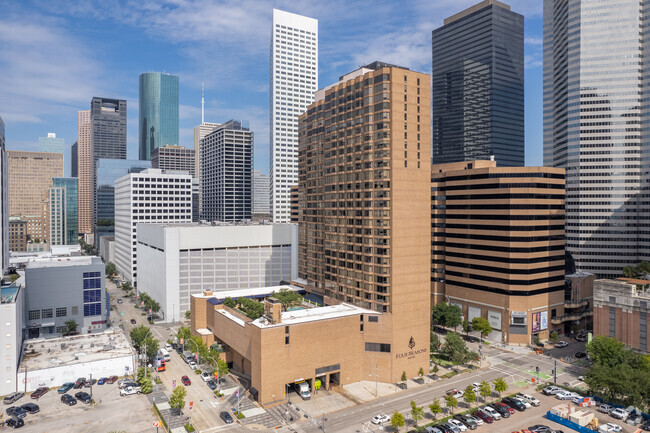 Building Photo - Four Seasons Hotel Residences