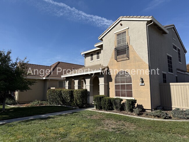 Foto del edificio - 3055 Brunnet Ln
