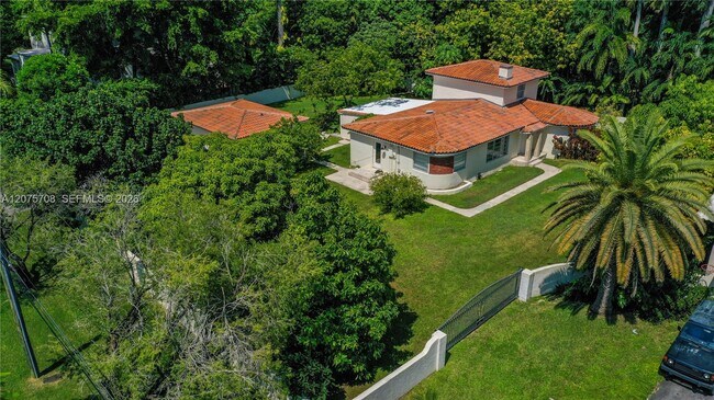 Foto del edificio - 8775 SW 53rd Ct