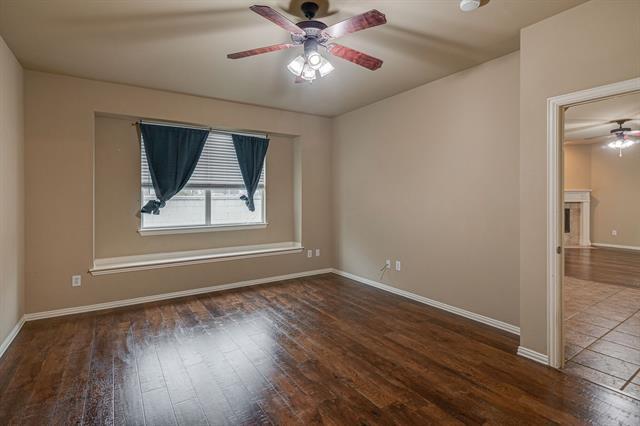 Foto del edificio - 4513 Grassy Glen Dr