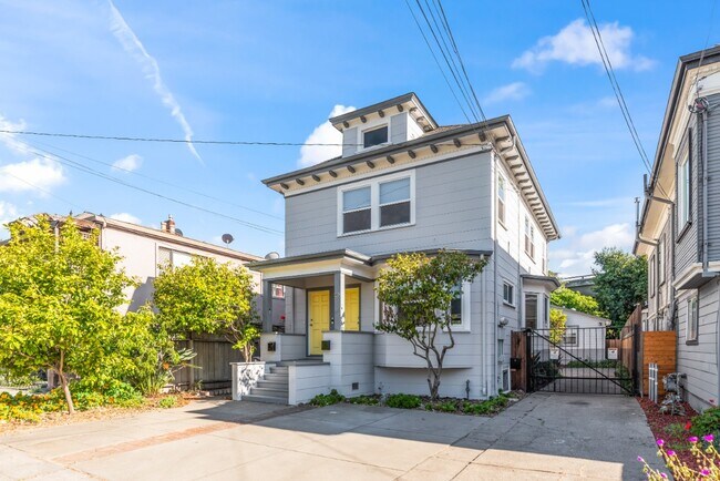 Building Photo - 485 36th St