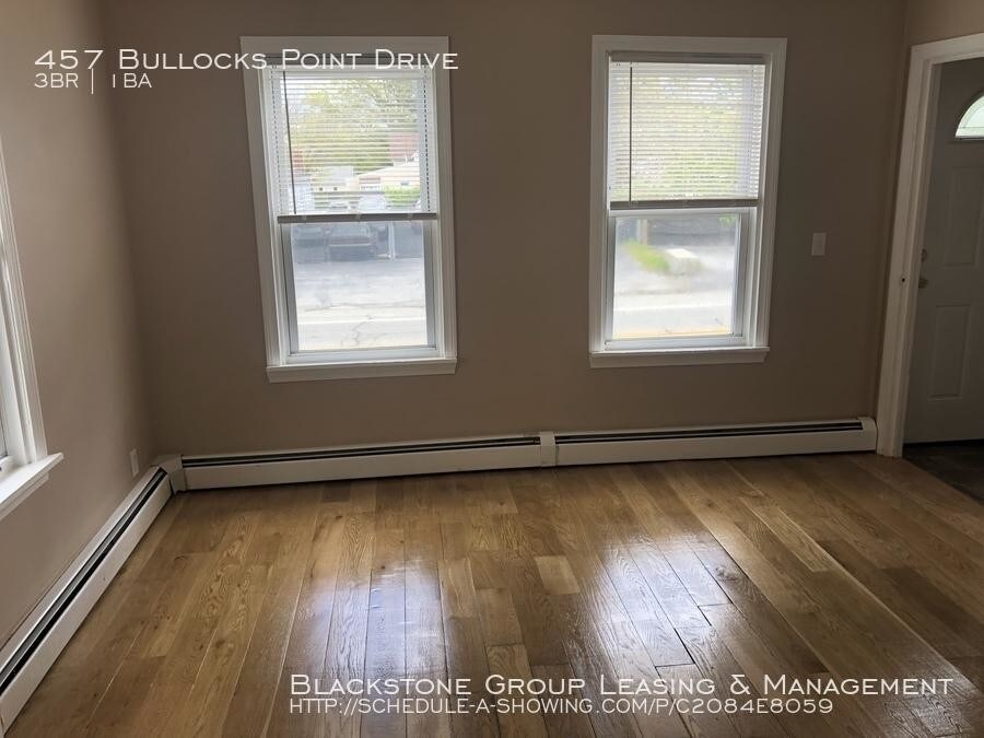 Primary Photo - 3 bedroom in Riverside RI 02915