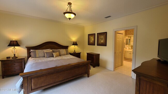 Foto del edificio - 355 N Shore Cir