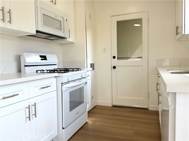 Foto del edificio - 2658 23rd St