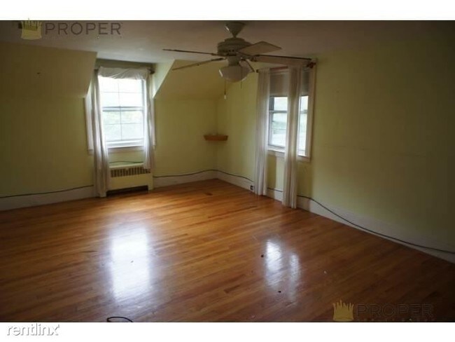 Foto del edificio - 4 br, 3.5 bath  - 16 Allandale St # 12RIDF