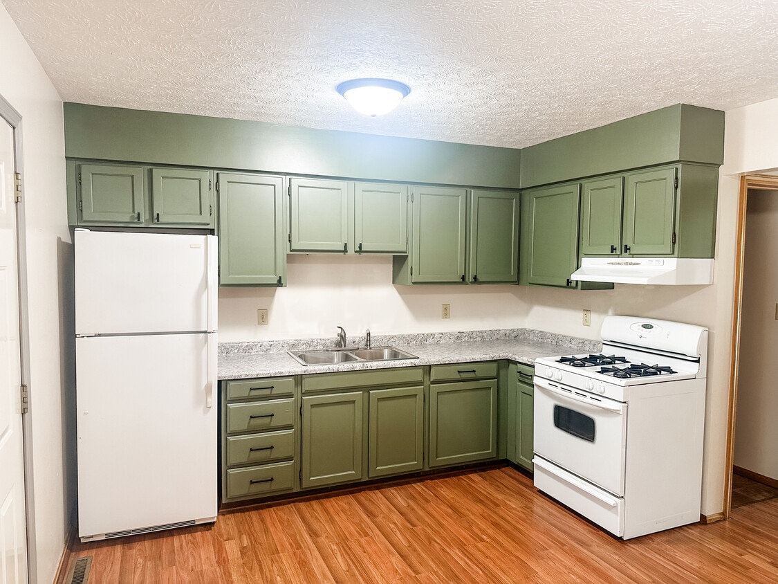 Appliances stay - 5229 Rule Rd