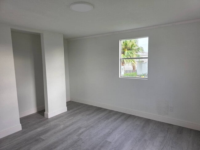 Foto del edificio - 2910 Hibiscus Run Ln.