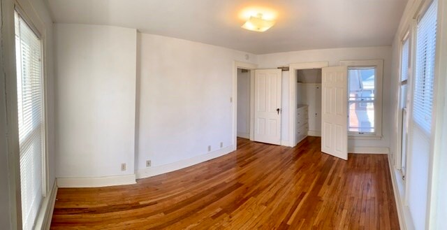 Foto del edificio - 1741 Vermont St
